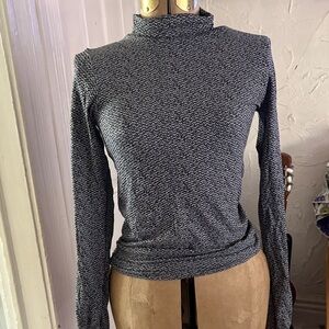 Athleta Gray Marled XS Performance Long Sleeve Turtleneck Tee